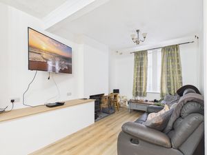Lounge- click for photo gallery